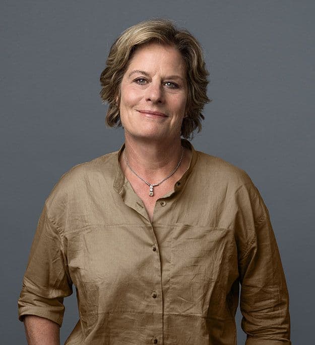 Esther Girsberger